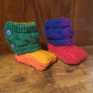 Colorful Knit Kids Cable Booties
